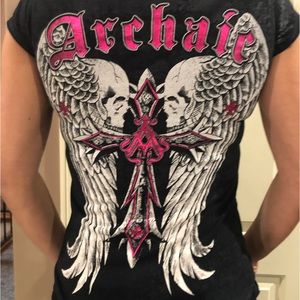 Archaic wing v neck shirt. Size small